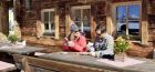 miniatura Hochkönig, Familie beim Skifahren